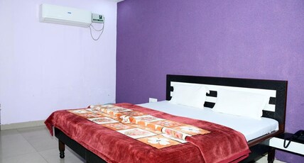GKS Hotel & Restaurant Room Type - Bedroom 2