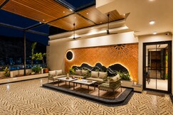 Photos of ELIVAAS Signature GIRI Penthouse 2 BHK with Terrace