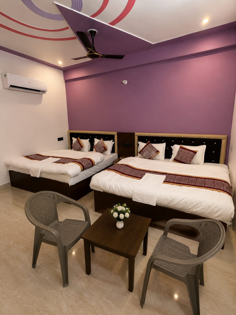 Hotel Awadh Shree Palace Ayodhya - Tap to explore photos