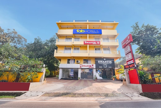 FabHotel Sai Swastik - Nr. Deltin Royale Casino