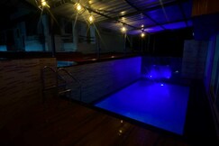 MOUNT 2BHK AC BIG PRIVATE POOL BUNGALOW