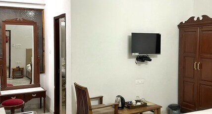 KHAKHRI HAVELI  A Boutique Hotel Room Type - Queen Room