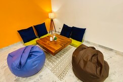 AURUM HOMESTAY Entire 2bhk