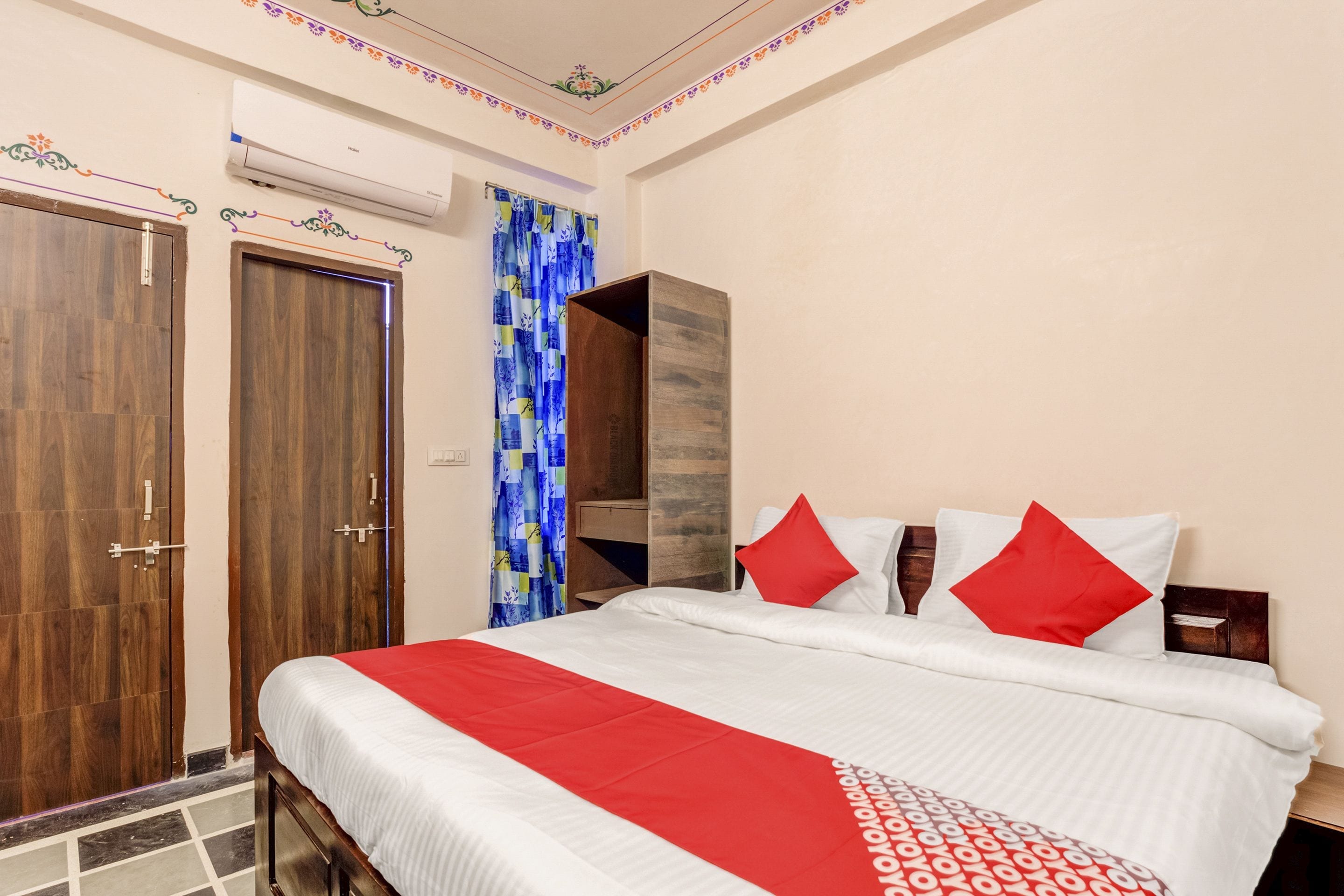 Hotel O Achrol Haveli Sukher - Tap to explore photos