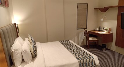 Lords Inn Jamnagar Room Type - Suite