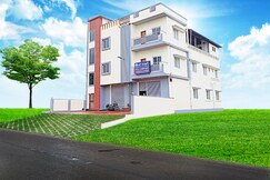 YES BOARDING AND LODGING