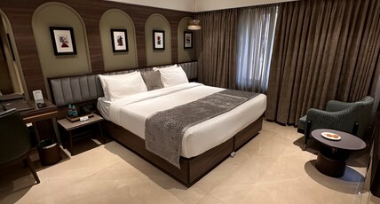 Tunga International Hotel Room Type - Elegant Twin Room- twin bed joint  (NON SMOKING ROOM)