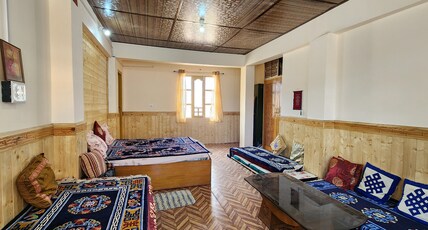 Buddha Homestay Kaza Room Type - King room with mountain view