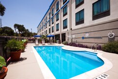 Holiday Inn Express AUSTIN NORTH CENTRAL