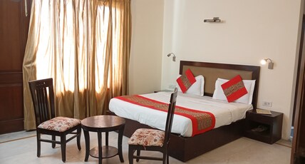 HOTEL ROYAL INDIA - SOUTH CITY 1 Room Type - Deluxe Double Room