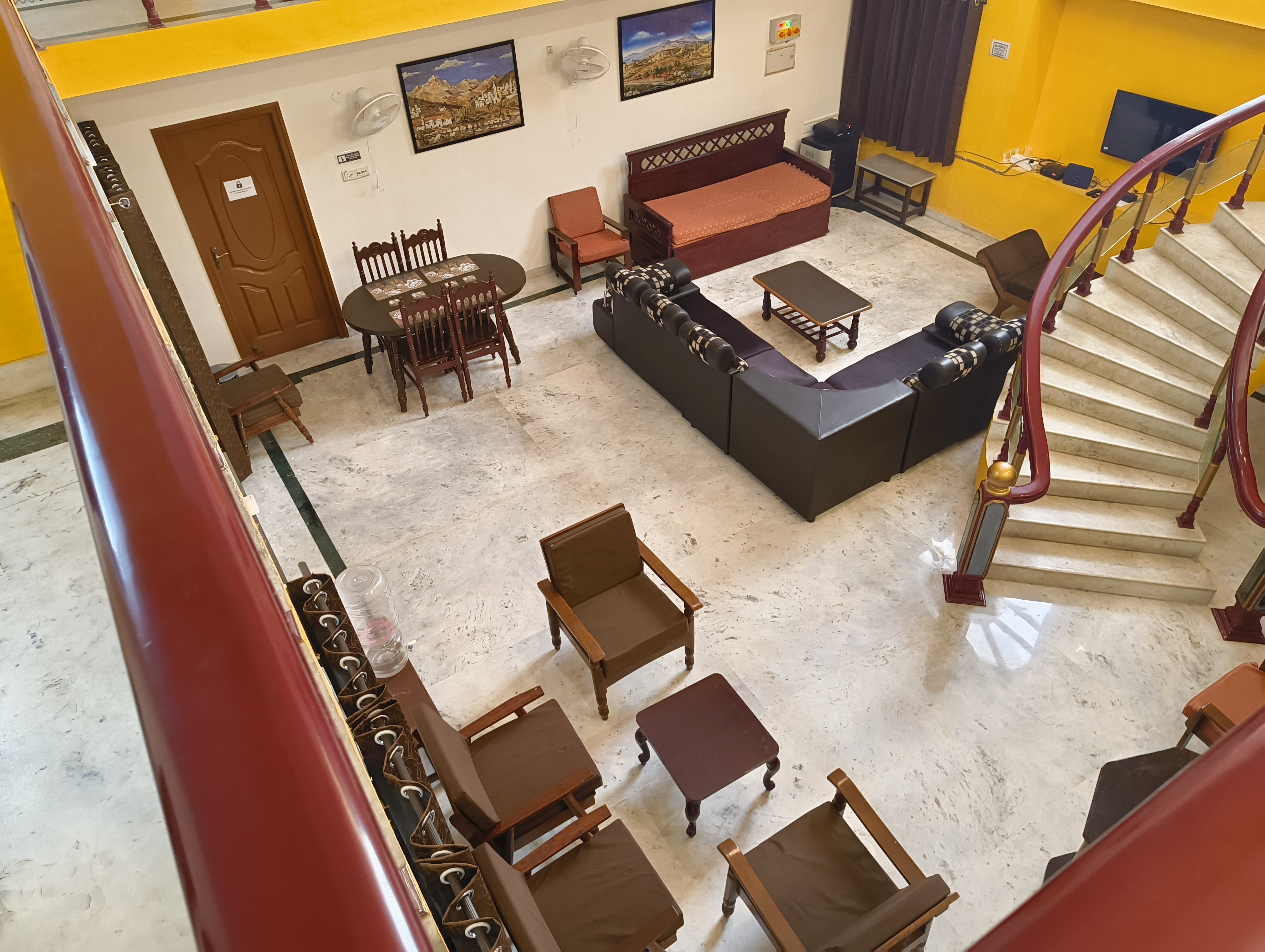 KOD 3 Renovated 2BHK at Kodambakkam - Tap to explore photos
