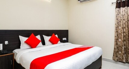 Hotel Hari Priya Room Type - Deluxe Room