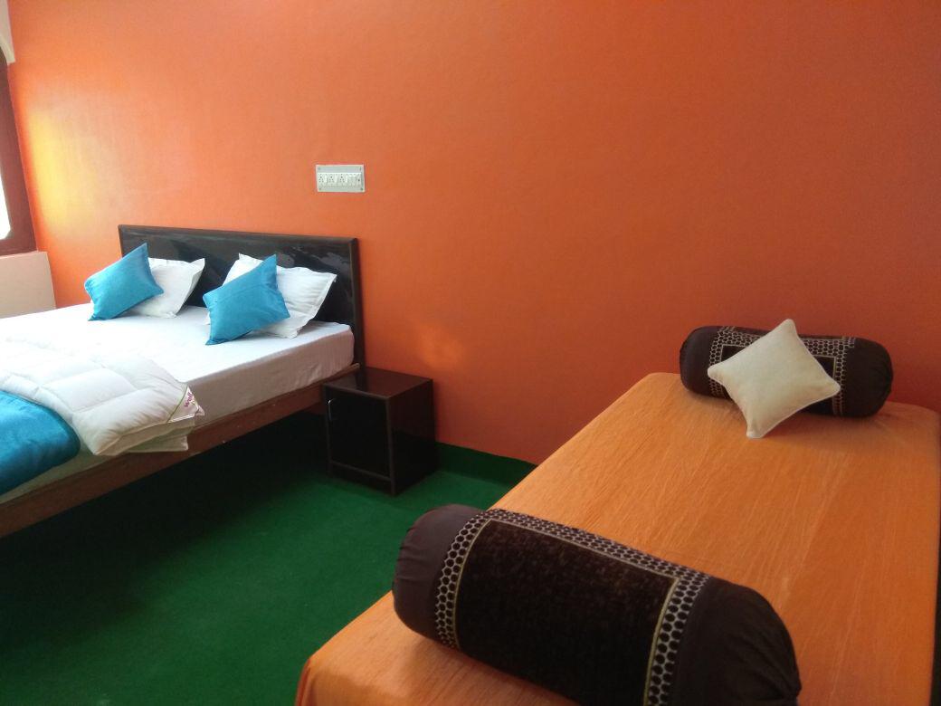 Hotel Him Ganga - Tap to explore photos