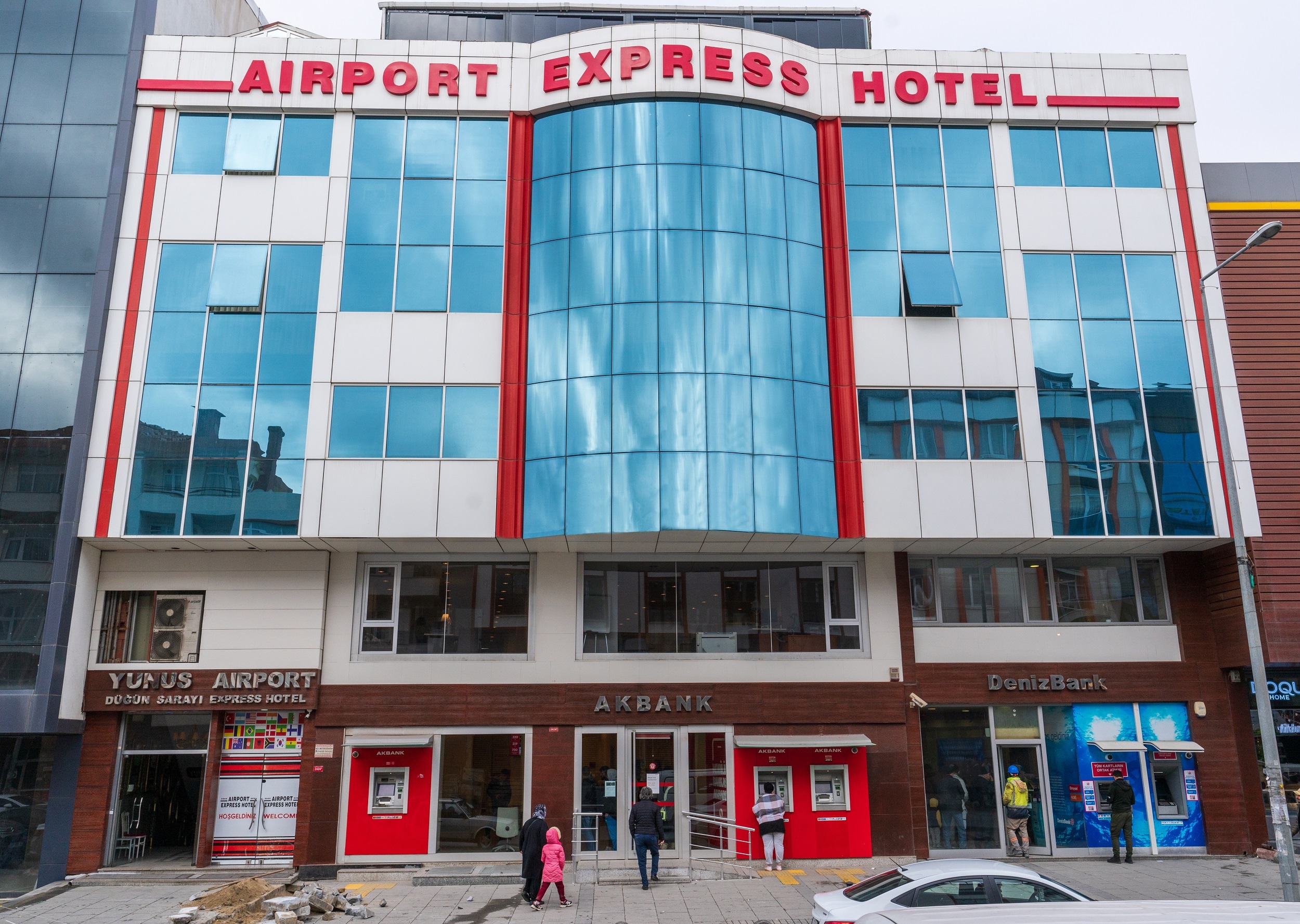 Istanbul Airport Express Hotel - Tap to explore photos