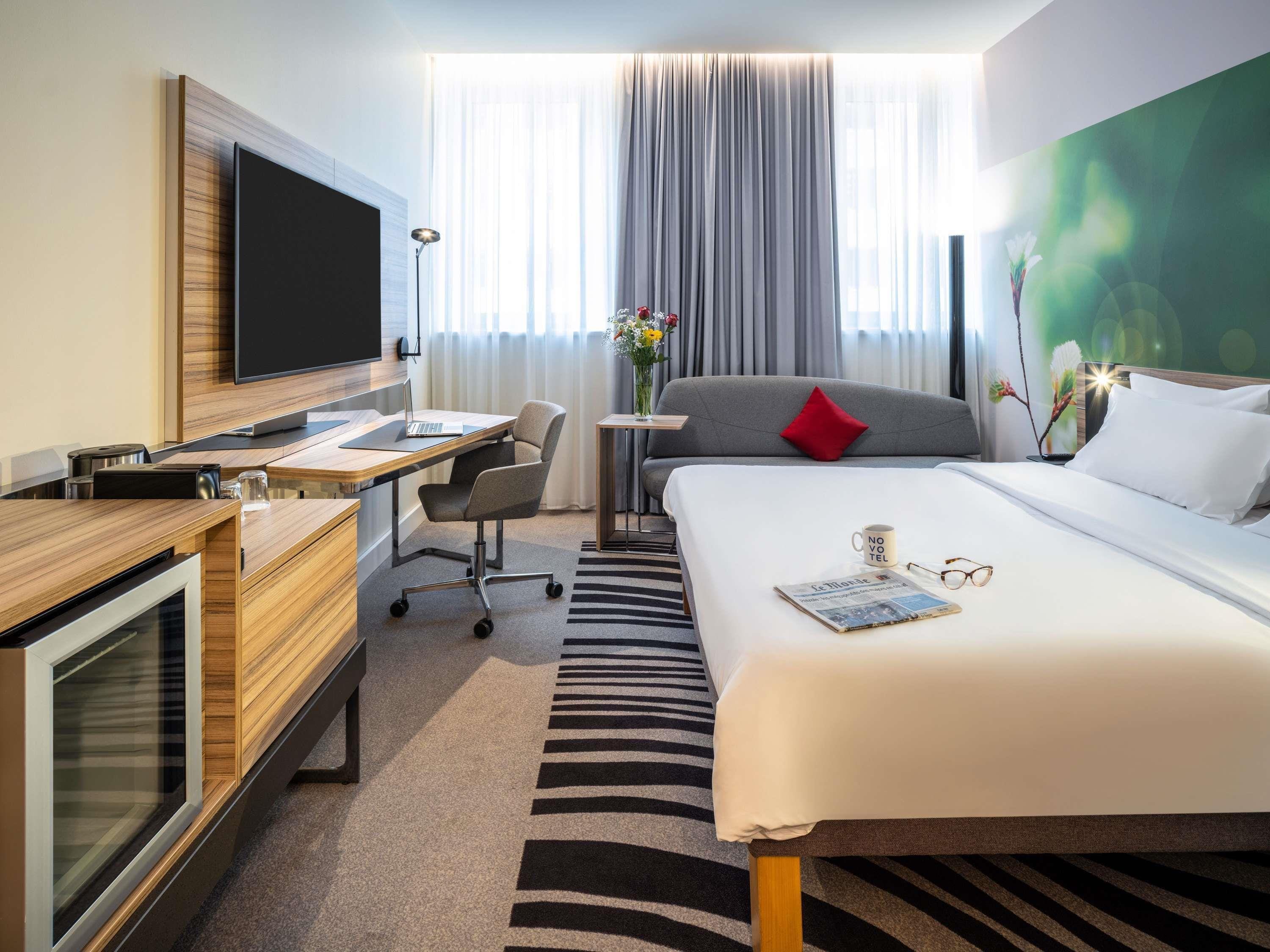 Novotel Wien City - Tap to explore photos