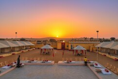 Melody Moon Desert Camp