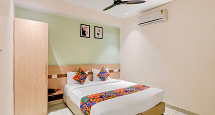 FabHotel Silver Cloud Room Type - Deluxe Room