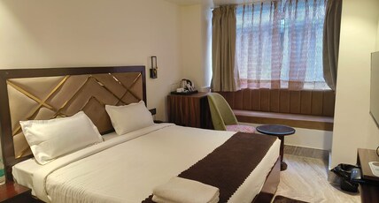 Cloud Social-Pure Veg Room Type - Executive Rooms