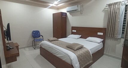 Kuber Residency Room Type - Luxury AC Room