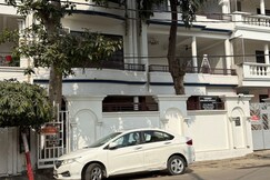 Sanjeev & Jyotsnas Decent Homestay