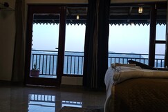 Hotel Vardaan Hills
