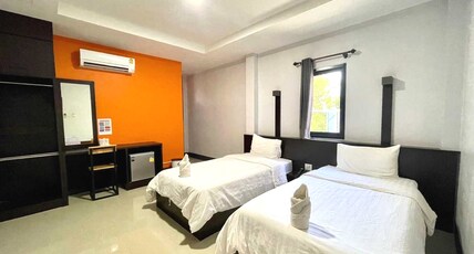Nakarin Hotel Room Type - Deluxe Twin