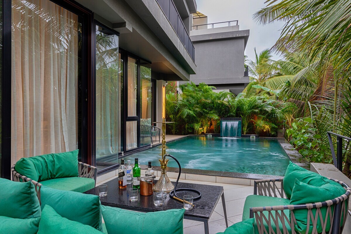 Savaya Tropica 4 BHK A - Tap to explore photos