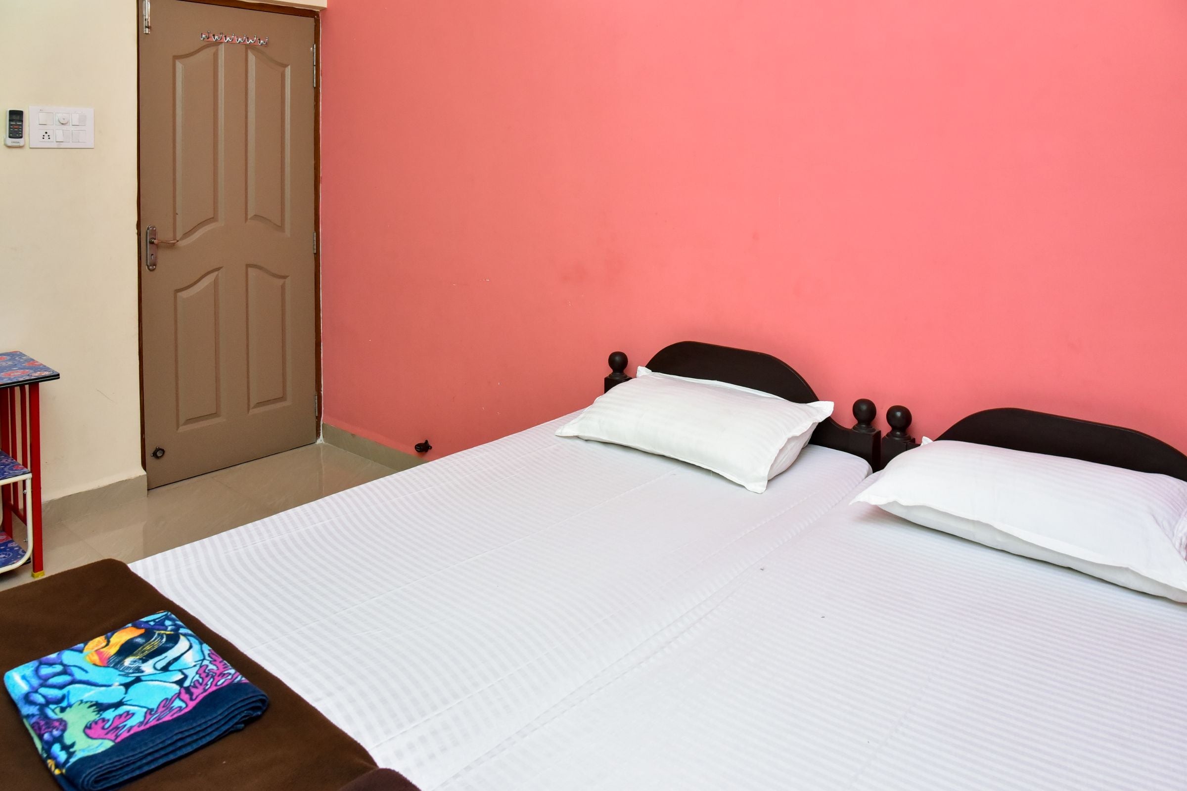 Akroid's Holiday Service Apartment | 1 BHK - Tap to explore photos