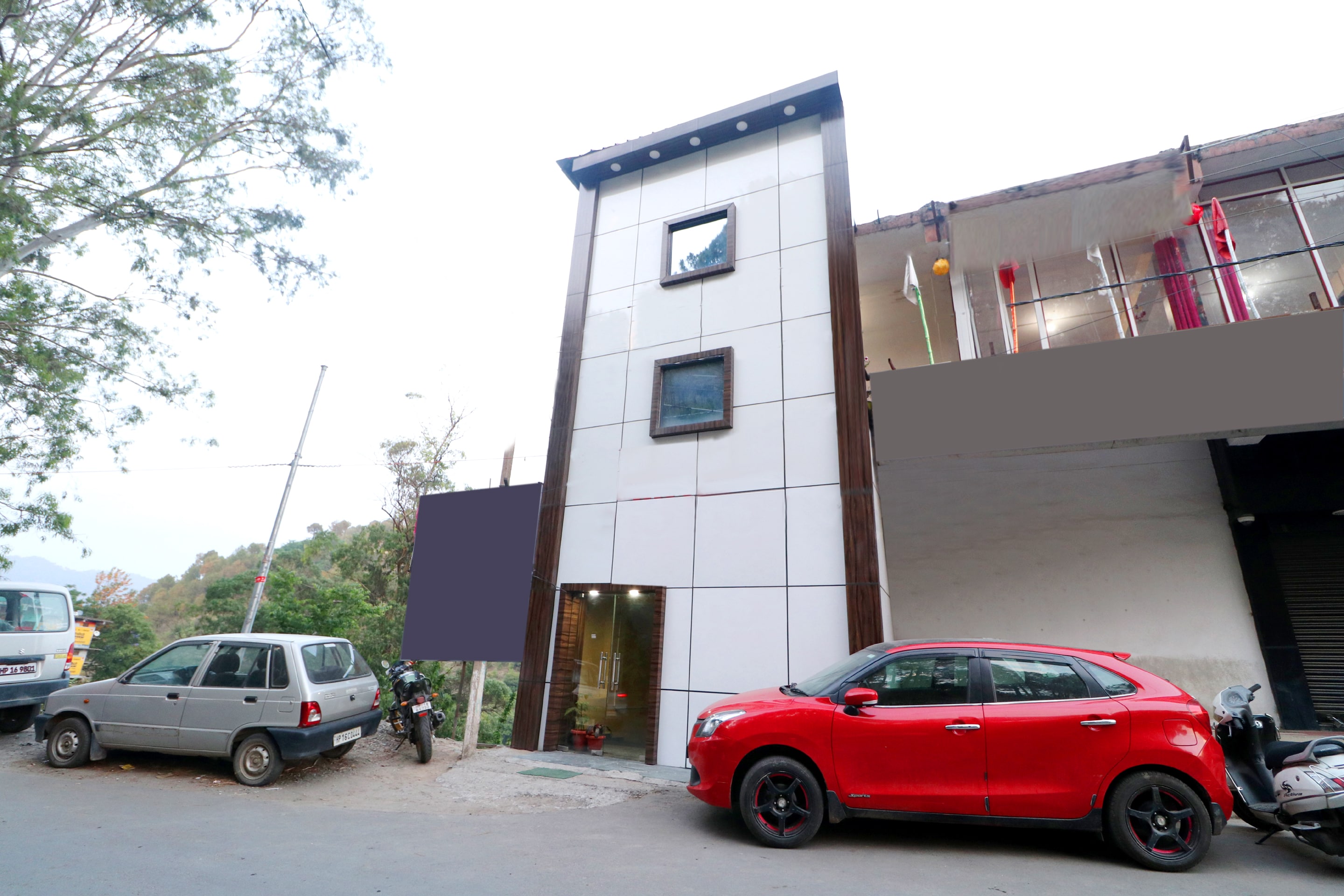 Hotel Daulat Regency - Tap to explore photos
