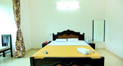 Rangbhawan INN Room Type - Deluxe Non-AC Room