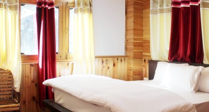Hotel Uttarayan Room Type - Super Deluxe Room