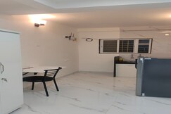 Studio Flat  502 Feel At Home High Speed Net