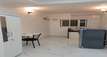 Studio Flat  502 Feel At Home High Speed Net Room Type - Studio Flat  502 Feel At Home High Speed Net