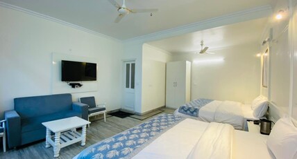 Hotel Diamond Room Type - VALLEY VIEW FAMILY SUITE WITH COMMON BALCONY