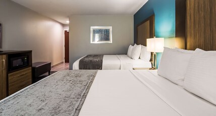 Best Western Town Center Inn Room Type - 2 Queen Beds, Non-Smoking, Microwave, Refrigerator, High Speed Internet Access, Full Breakfast