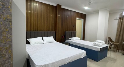 Hotel Regal Residency Room Type - Deluxe Room with City View