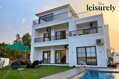 StayLeisurely Villa Corner Front Karjat