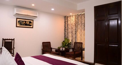 HOTEL SUKHVILAS Room Type - Premium Room