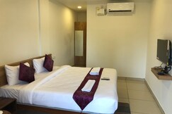 Hotel Amulya Regency