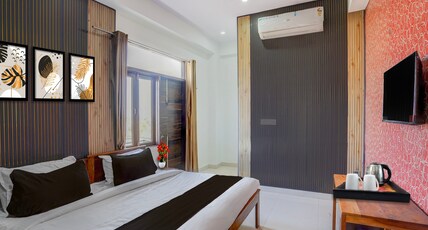 Townhouse Manipal University Highway King Bagru Formerly Golden Hotel Room Type - Classic
