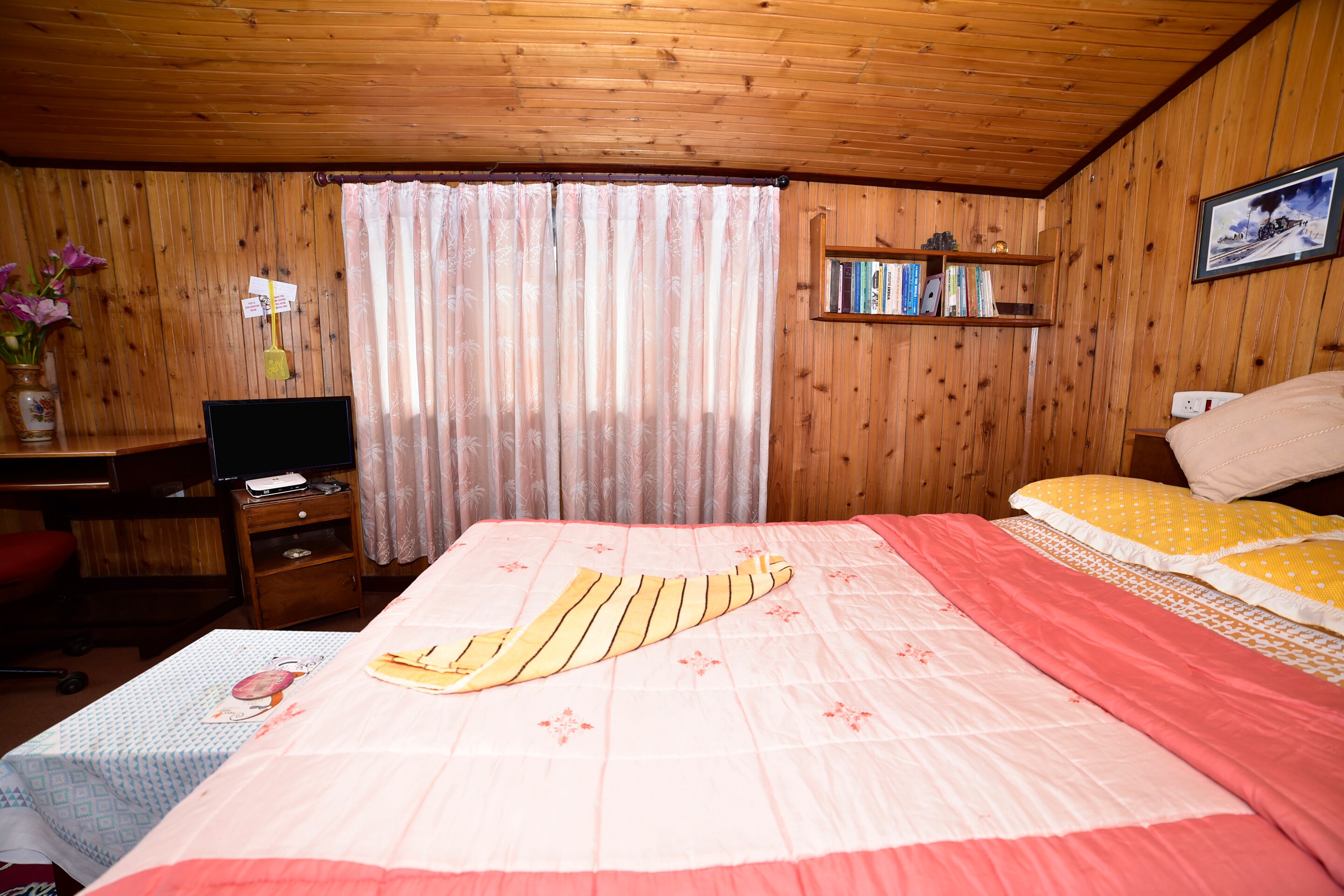 Mountain Front Homestay - Tap to explore photos