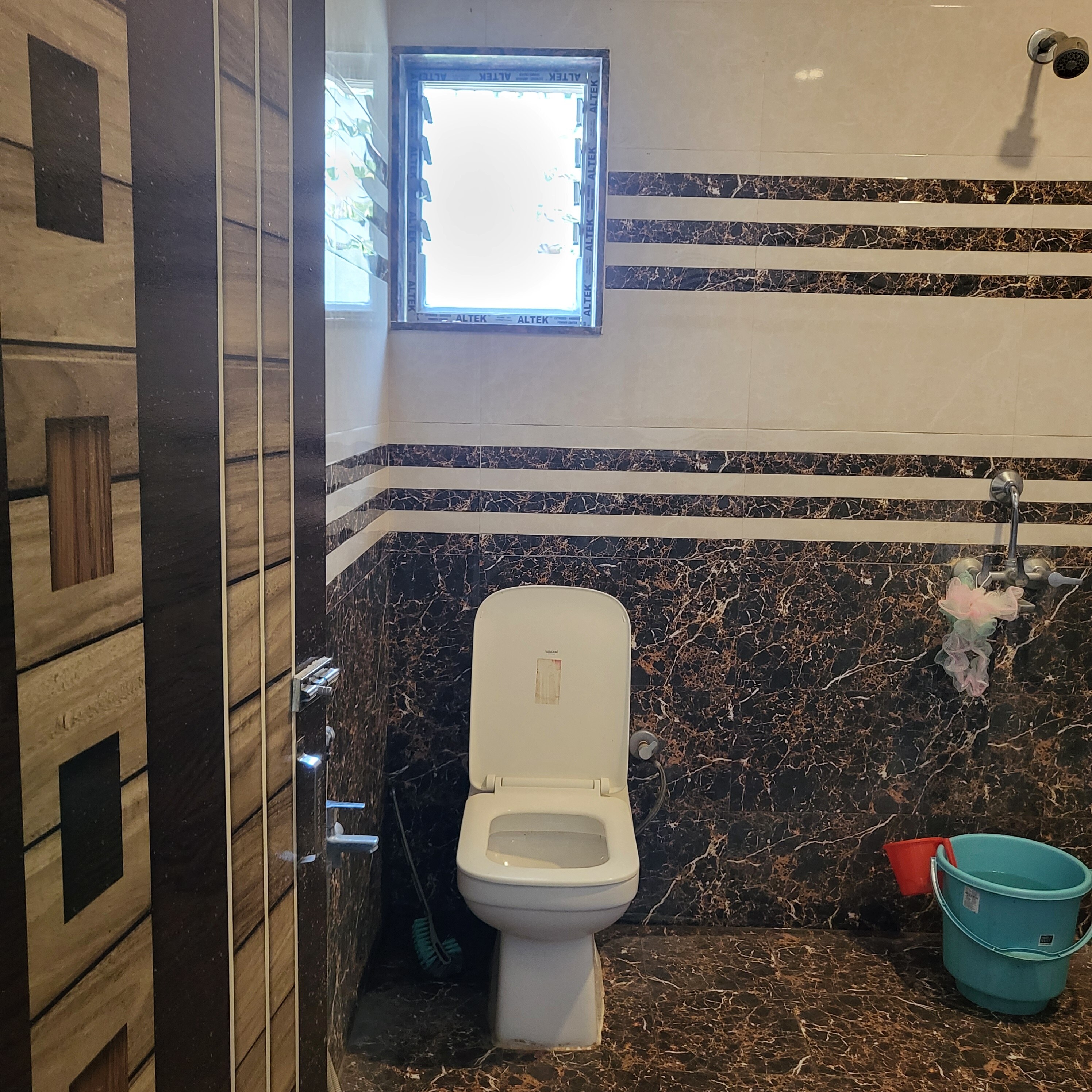Bodhi Homestay - Tap to explore photos
