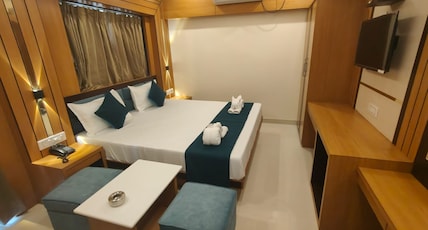 The Monalisa Inn Room Type - AC Deluxe Double Bedded Room(No sofa place) The Monalisa Inn Room Type - AC Deluxe Double Bedded Room(No sofa place)