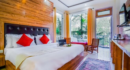 The Bunksters Mclodganj Dharamkot Road Room Type - Superior Room With Balcony