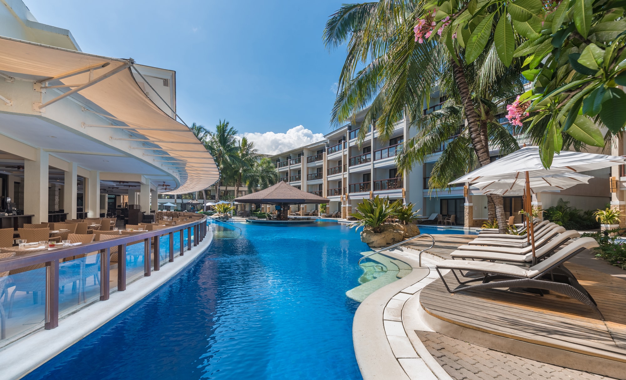 Henann Lagoon Resort - Tap to explore photos