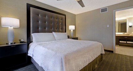Homewood Suites by Hilton Boulder Room Type - 1 KING FIREPLACE SUITE