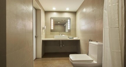 Minerva Grand- Kondapur Room Type - Premium Room