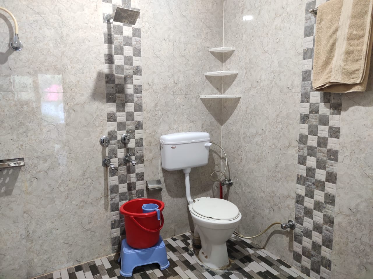JIBHI HOMES - Tap to explore photos
