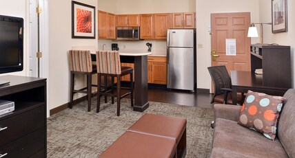 Staybridge Suites O'Fallon Chesterfield, an IHG hotel Room Type - 1 King 1 Bdrm Ste Living Dining Kitchen