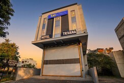 FabHotel Trivana, Mahalaxmi Nagar